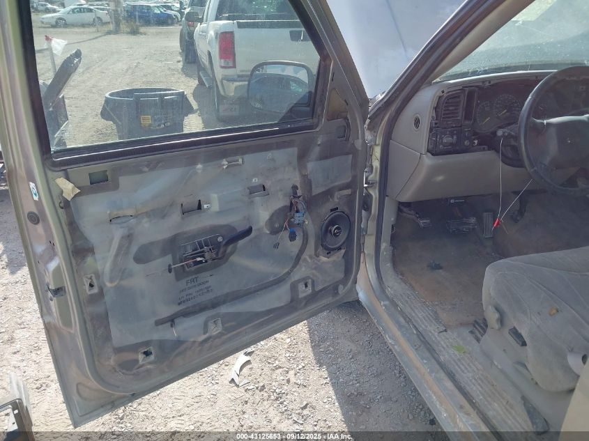 2000 GMC Sierra 1500 Sle VIN: 1GTEC19TXYZ307571 Lot: 43125653