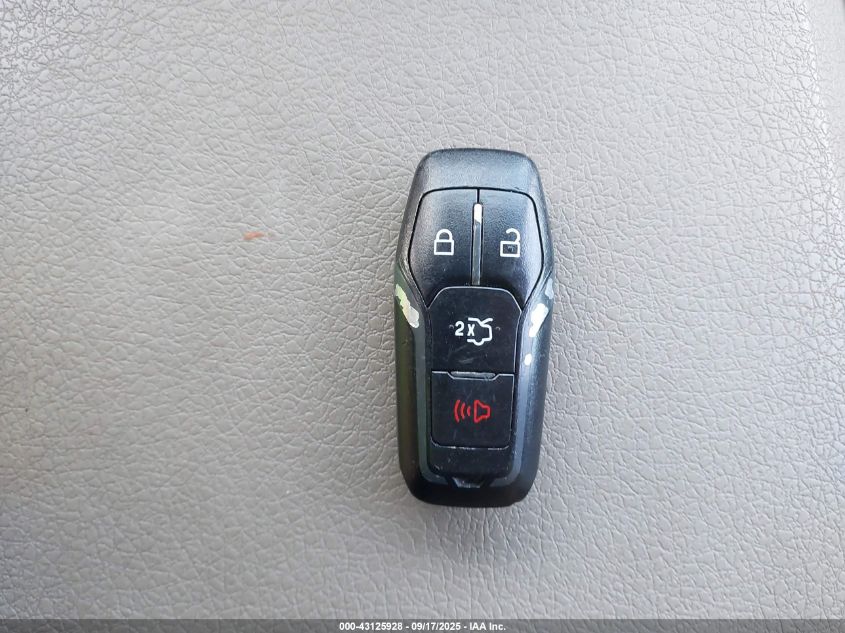 2016 Ford Mustang V6 VIN: 1FA6P8AM6G5250643 Lot: 43125928