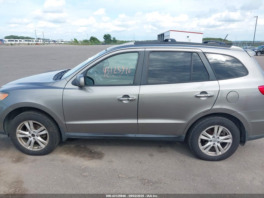 2012 Hyundai Santa Fe Limited V6 VIN: 5XYZK4AG4CG152821 Lot: 43125946