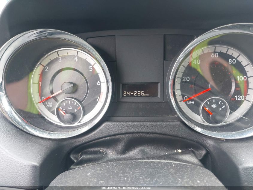 2018 Dodge Grand Caravan Sxt VIN: 2C4RDGCG1JR325423 Lot: 43125975