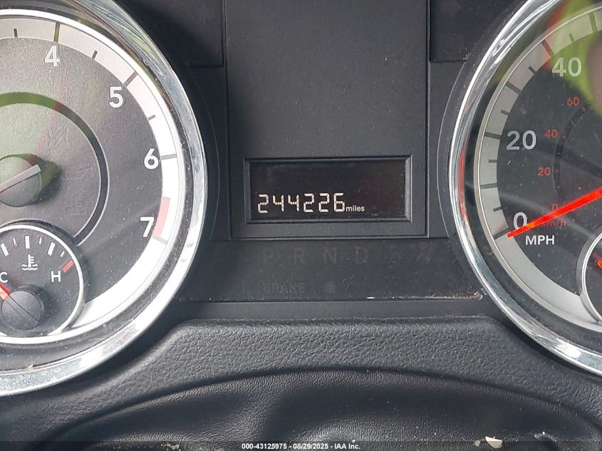 2018 Dodge Grand Caravan Sxt VIN: 2C4RDGCG1JR325423 Lot: 43125975