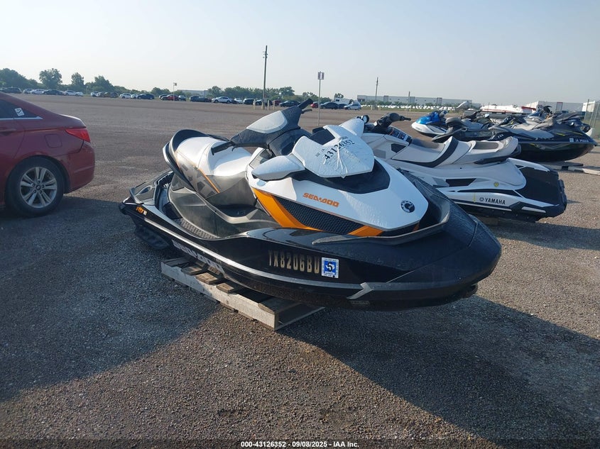 2012 Seadoo Rxt-260 black null null YDV07084B212 photo #1