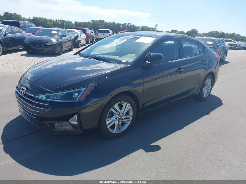 5NPD84LF0LH585056 2020 HYUNDAI ELANTRA photo no. 2