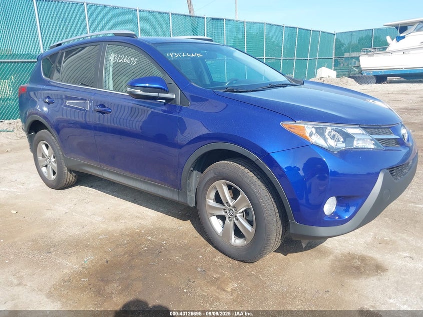 2T3RFREV6FW404262 2015 Toyota Rav4 Xle auction photo 1