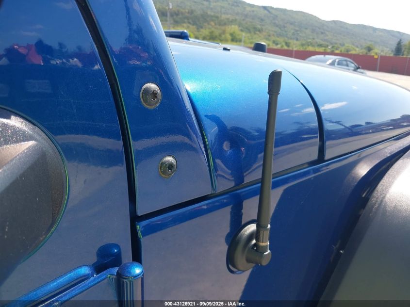 2009 Jeep Wrangler Unlimited X VIN: 1J4GA39119L744575 Lot: 43126921