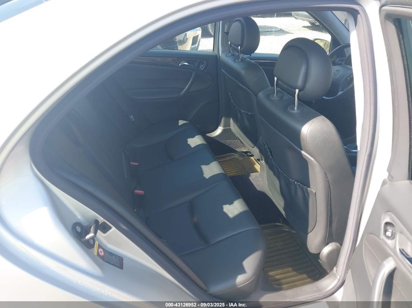 2002 Mercedes-Benz C 240 VIN: WDBRF61J82F261195 Lot: 43126952