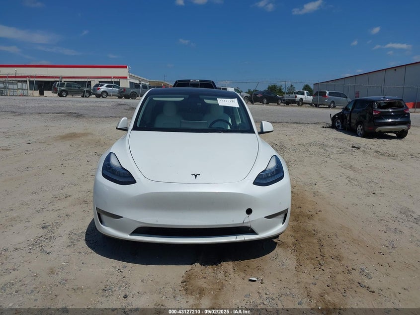 2021 Tesla Model Y Long Range Dual Motor All-Wheel Drive VIN: 5YJYGDEEXMF311629 Lot: 43127210