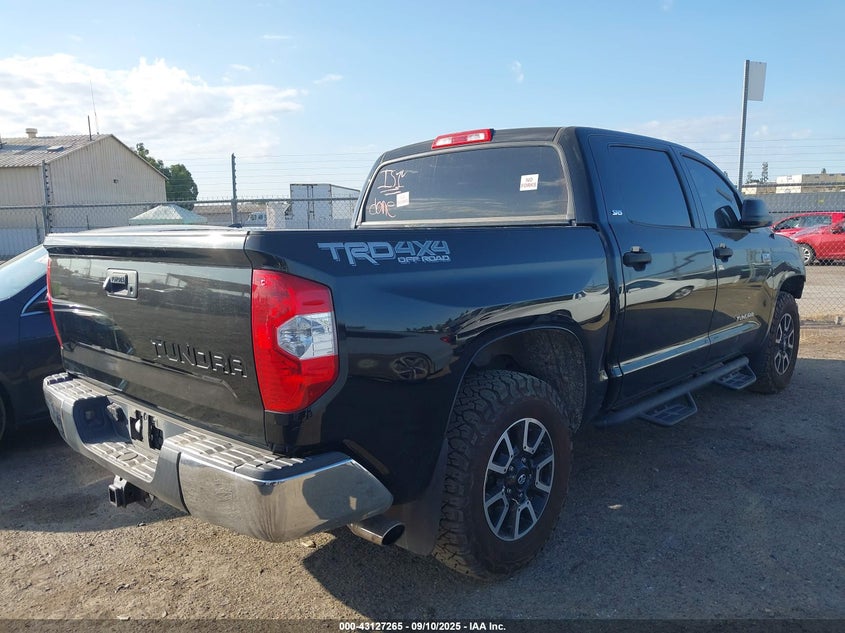 2018 TOYOTA TUNDRA SR5 5.7L V8 - 5TFDY5F19JX678732