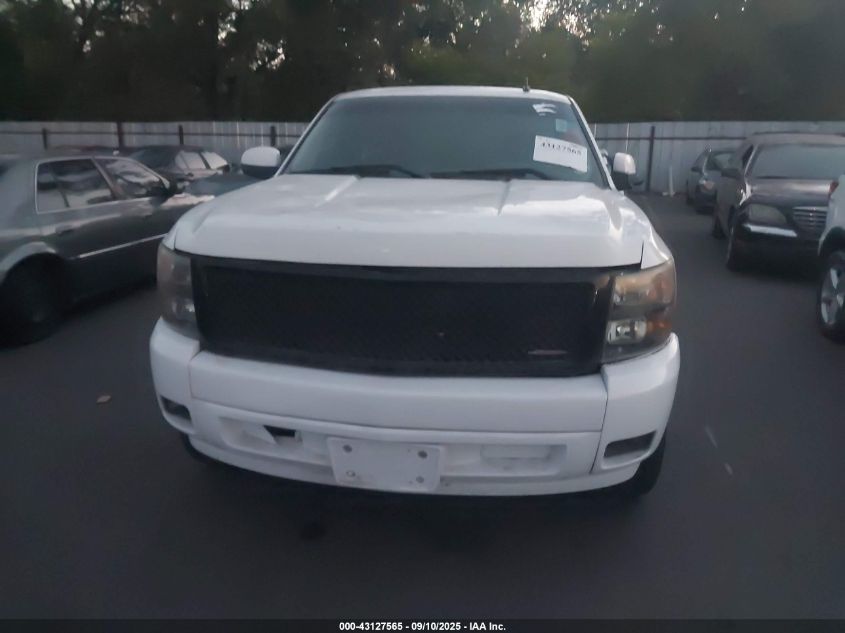 2008 Chevrolet Silverado 1500 Work Truck VIN: 1GCEC14X58Z112617 Lot: 43127565