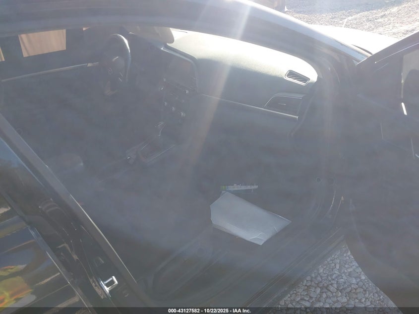 KMHD84LFXLU926660 2020 HYUNDAI ELANTRA photo no. 5