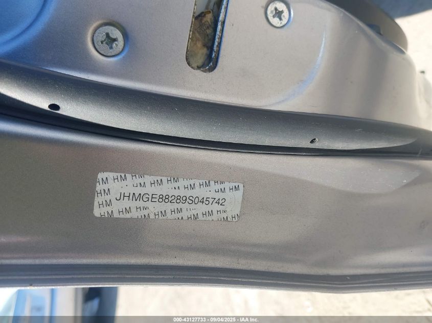 2009 Honda Fit VIN: JHMGE88289S045742 Lot: 43127733