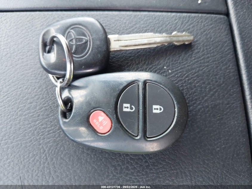 2017 TOYOTA TUNDRA SR5 4.6L V8 - 5TFEM5F17HX113857