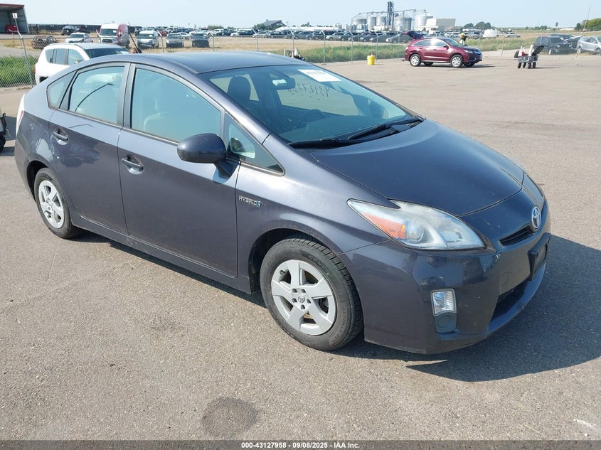 TOYOTA PRIUS IV