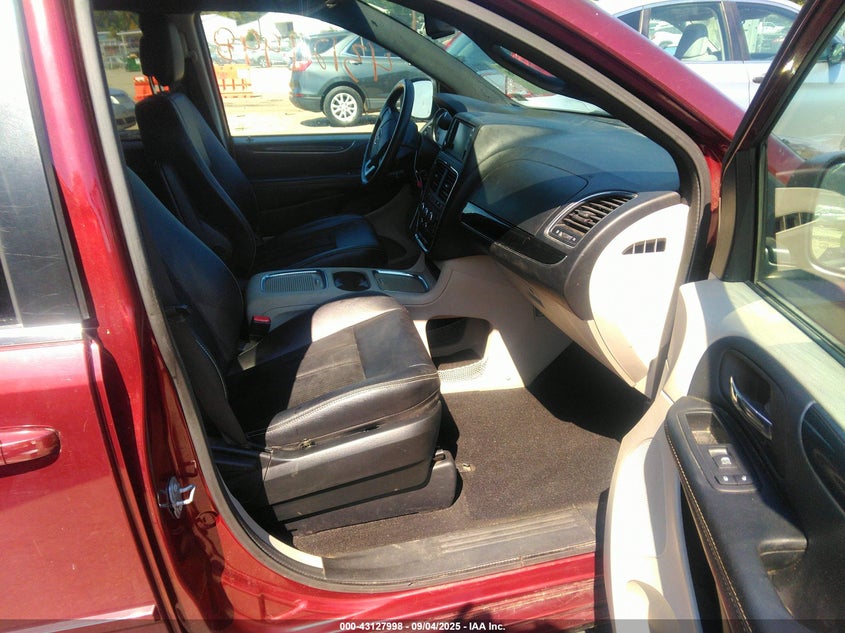 2017 DODGE GRAND CARAVAN SXT - 2C4RDGCG7HR685855