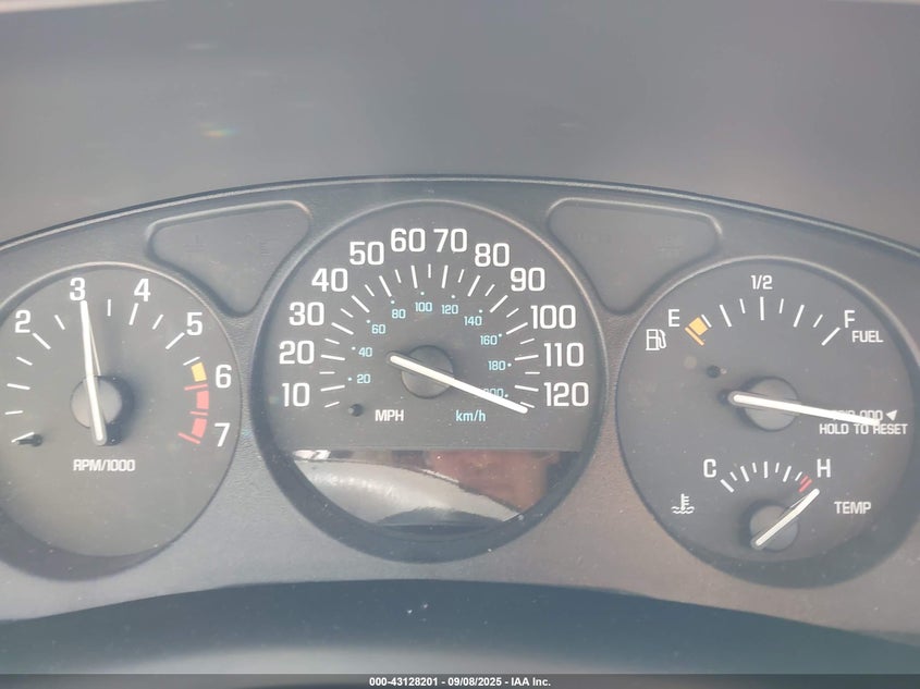 2002 Buick Regal Ls VIN: 2G4WB55K521192837 Lot: 43128201