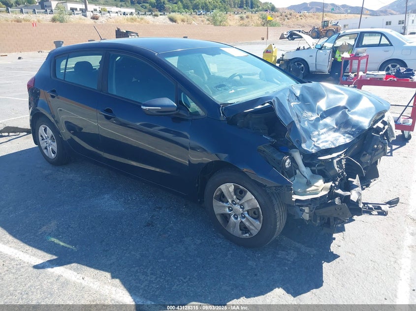 2018 KIA FORTE LX - KNAFK5A82J5773706