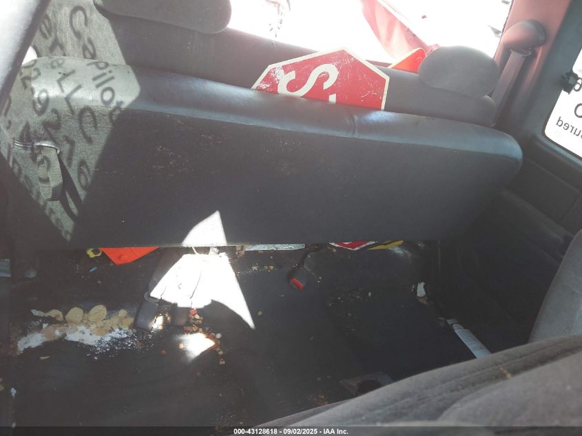 2000 Chevrolet Silverado 1500 Ls VIN: 1GCEK19T7YE208331 Lot: 43128618