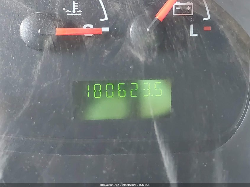 2005 Ford E-450 Cutaway Standard 1FDXE45P95HA02623 photo #1