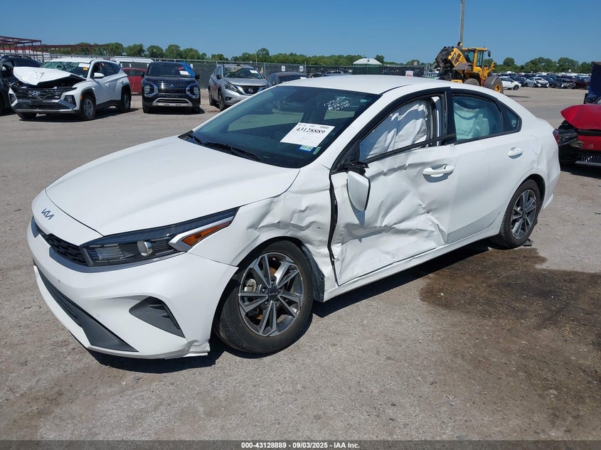 2023 KIA FORTE LXS - 3KPF24AD0PE584320