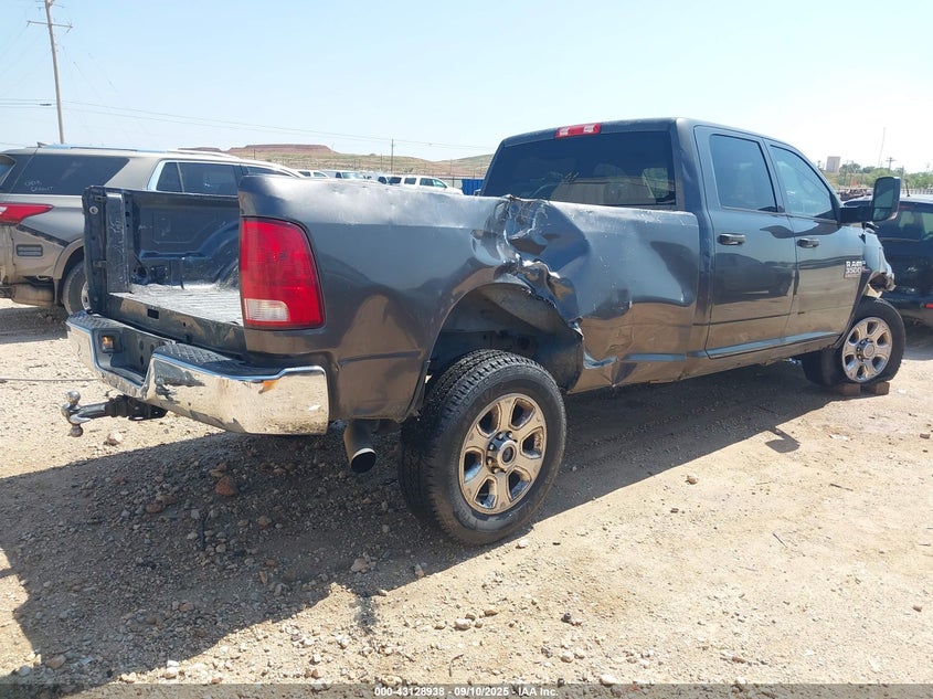 3C63R3GL0GG267379 2016 RAM 3500 photo no. 4
