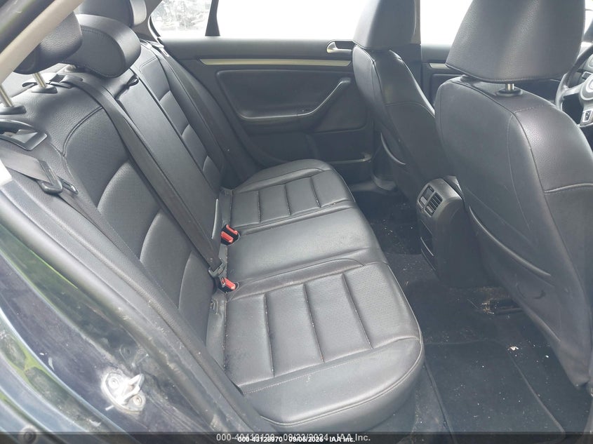 3VWAZ7AJ6AM122089 2010 VOLKSWAGEN JETTA photo no. 8