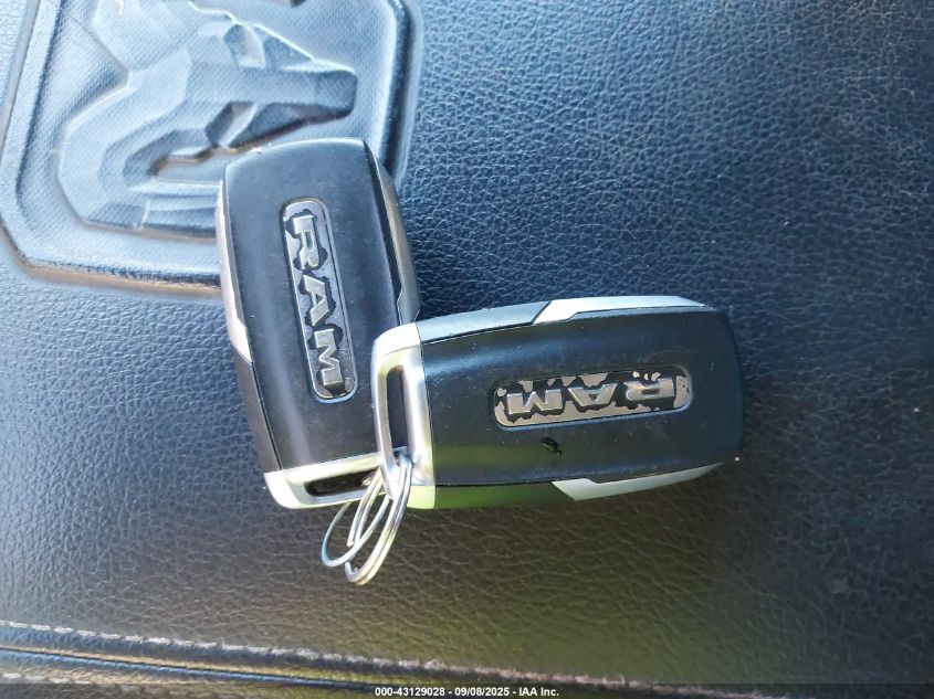 2021 Ram 3500 Laramie 4X4 8' Box VIN: 3C63RRJL7MG565788 Lot: 43129028