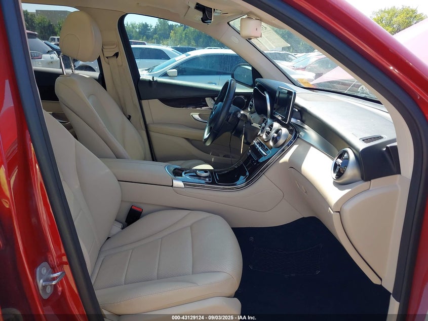 2018 MERCEDES-BENZ GLC 300 - WDC0G4JB7JV098753