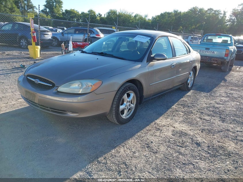 1FAFP55202A224417 2002 FORD TAURUS photo no. 2