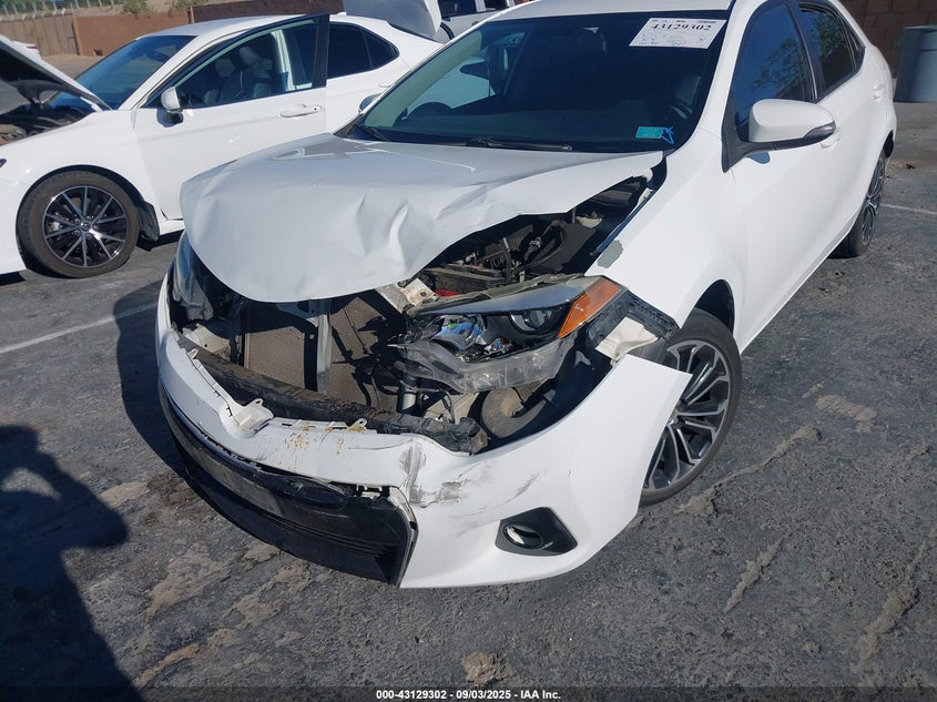 2015 Toyota Corolla S Plus VIN: 5YFBURHEXFP346492 Lot: 43129302