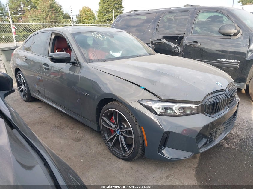 2023 BMW 3 series 2.0 330e Grey Lot 111043129492 Vin 3MW39FF09P8C97635