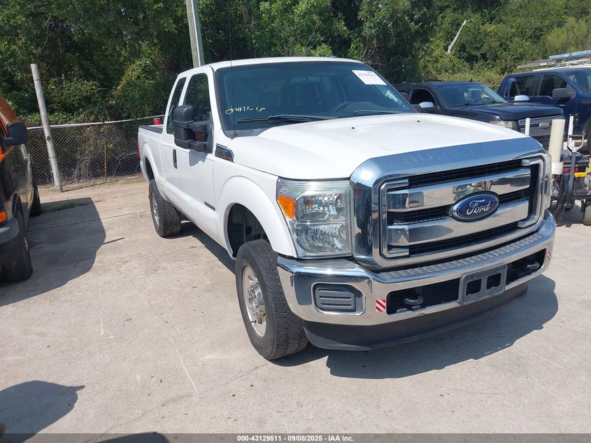 FORD F-250 XLT