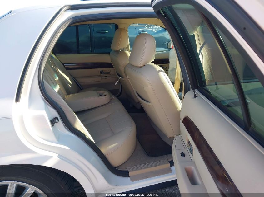 2008 Mercury Grand Marquis Ls VIN: 2MEFM75V68X657022 Lot: 43129792