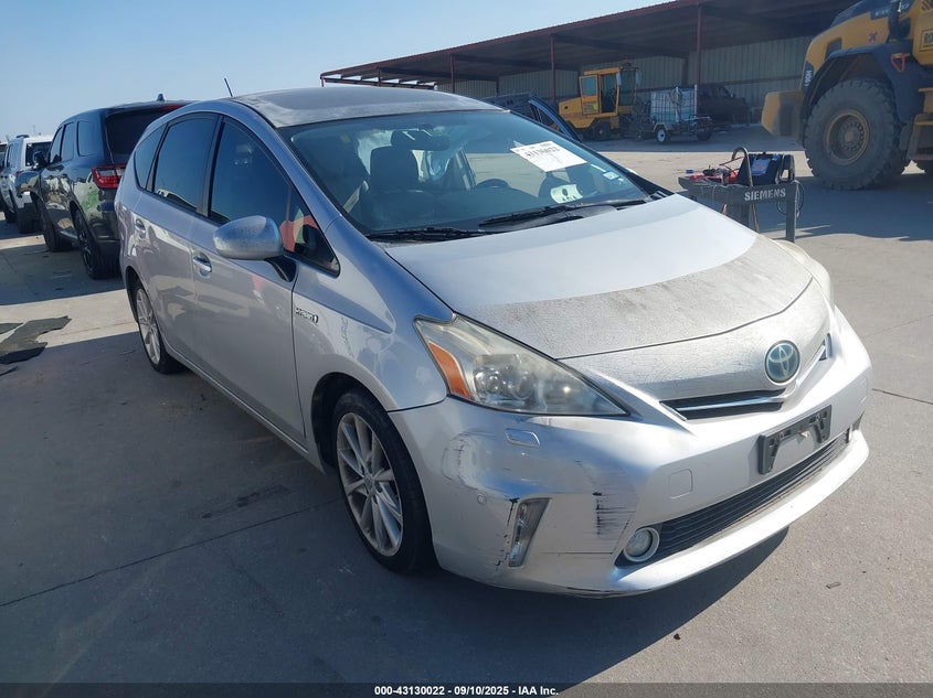 TOYOTA PRIUS V FIVE