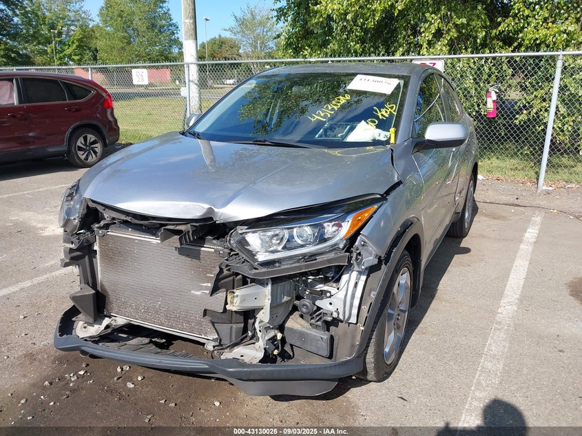 VIN 3CZRU6H31MM709675 2021 HONDA HR-V AWD LX