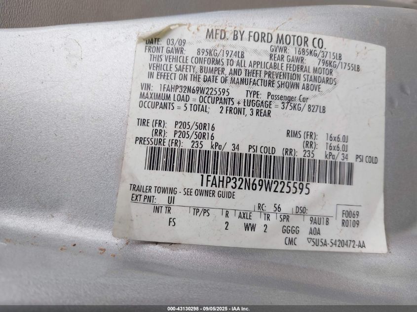 2009 Ford Focus Se VIN: 1FAHP32N69W225595 Lot: 43130298