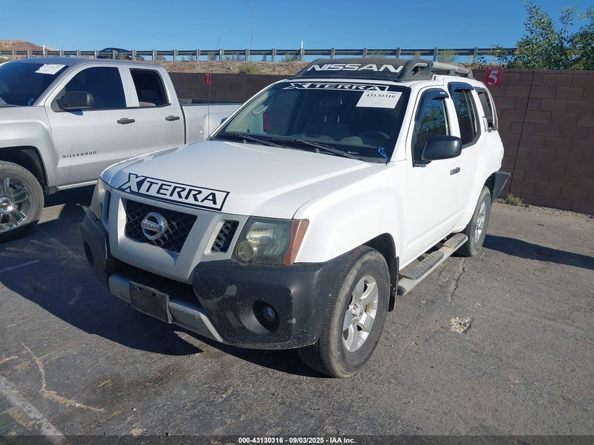 2010 NISSAN XTERRA auction photo 2