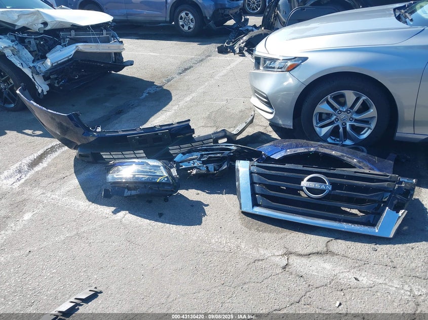 2022 NISSAN PATHFINDER SV 2WD - 5N1DR3BA8NC227565