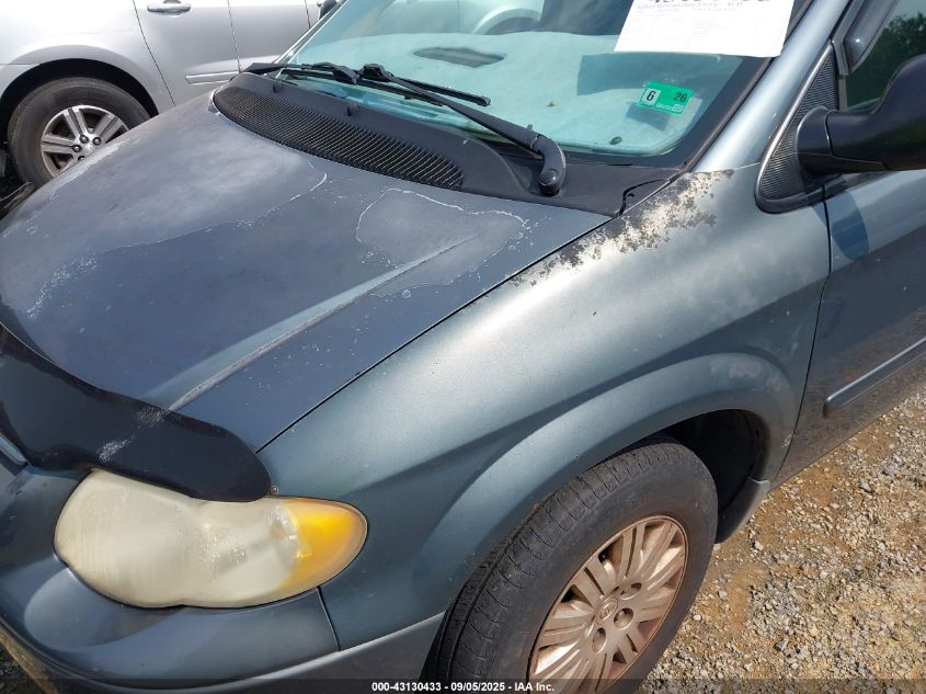 2005 Chrysler Town & Country Lx VIN: 2C4GP44R05R355192 Lot: 43130433