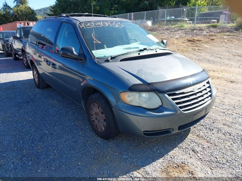 2005 Chrysler Town & Country Lx VIN: 2C4GP44R05R355192 Lot: 43130433