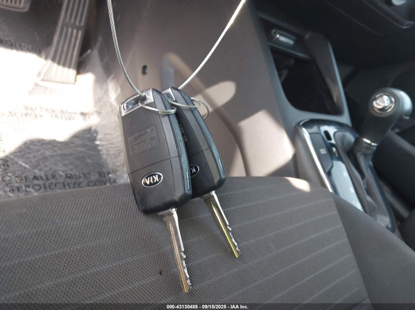 2017 Kia Forte Lx VIN: 3KPFL4A72HE130904 Lot: 43130488