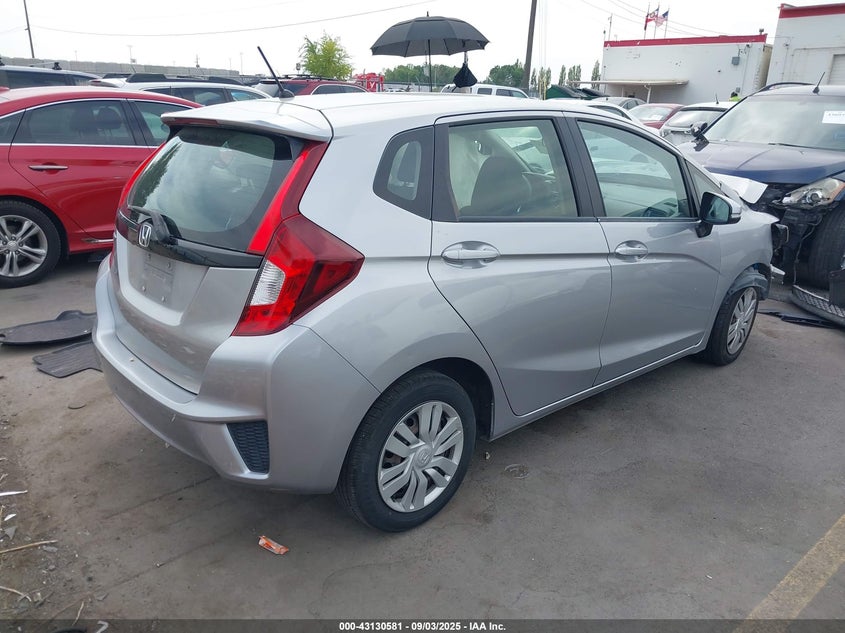 2017 HONDA FIT LX - JHMGK5H55HS000743