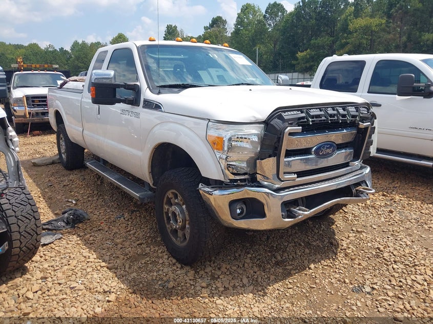 2014 Ford F-350 Lariat white truck gasoline 1FT8X3B65EEB49290 photo #1