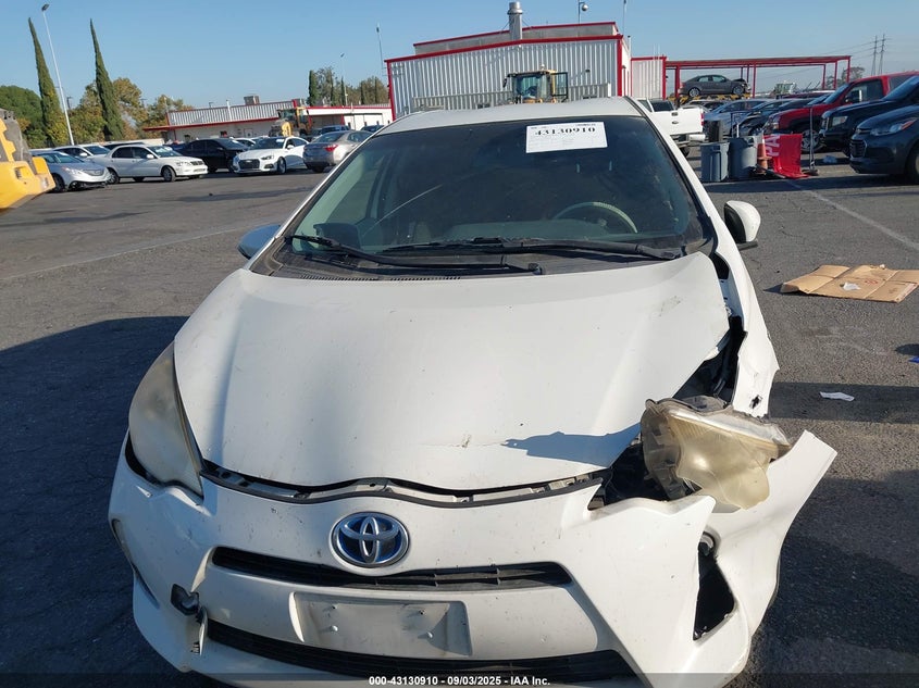 2013 TOYOTA PRIUS C - JTDKDTB32D1541606