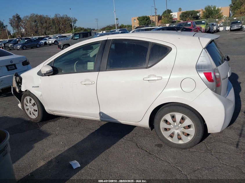 2013 TOYOTA PRIUS C - JTDKDTB32D1541606