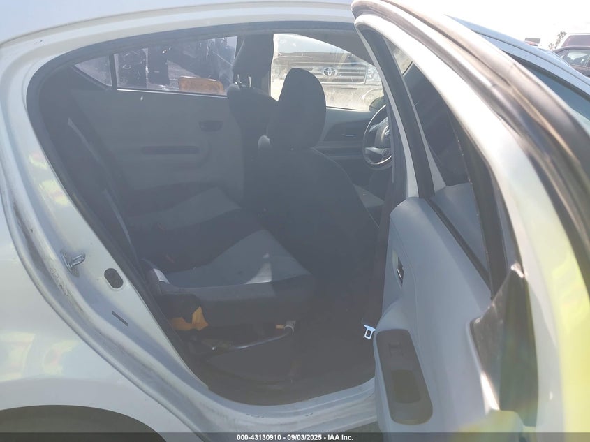 2013 TOYOTA PRIUS C - JTDKDTB32D1541606