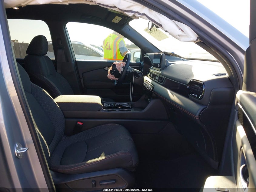 2023 HONDA PILOT AWD SPORT - 5FNYG1H39PB027082