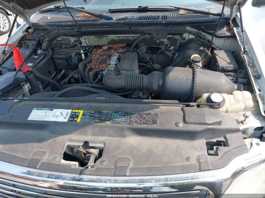 2002 Ford F-150 Xl/Xlt VIN: 2FTRF17282CA82560 Lot: 43131326