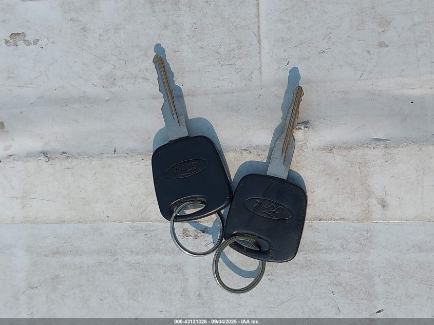 2002 Ford F-150 Xl/Xlt VIN: 2FTRF17282CA82560 Lot: 43131326