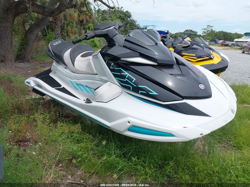 2022 Yamaha Vx white null null YAMA1680I122 photo #1