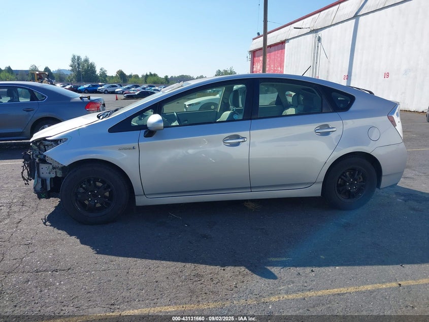 2015 TOYOTA PRIUS FOUR JTDKN3DU6F0407645